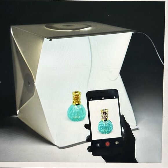 New still In box Portable White Photo Studio Light Box 18x17x17 - Picture 1 of 4